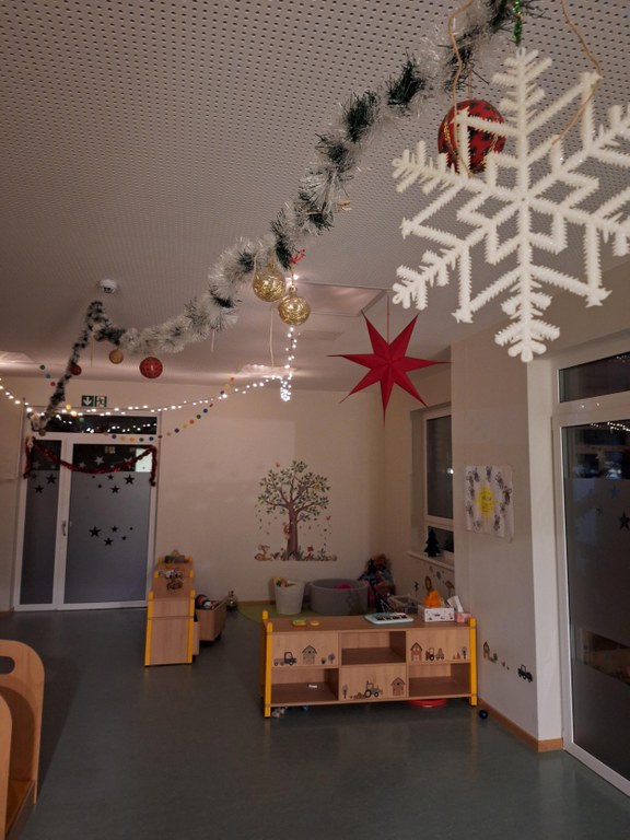 Kita-Wuhlesterne-Weihnachtliche-Impressionen3.jpg